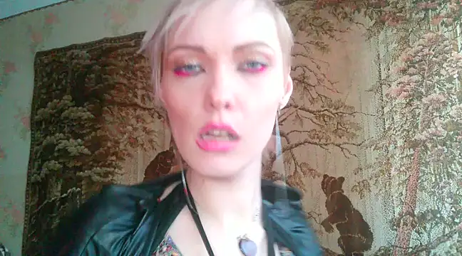 Snapshot of WildMissNiks chatting on February 8, 2025, 12:50 pm WildMissNiks online show from February 8, 2025, 12:50 pm