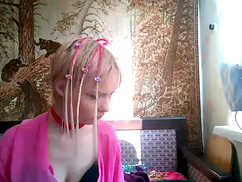 Snapshot of WildMissNiks chatting on February 25, 2025, 8:14 am WildMissNiks online show from February 25, 2025, 8:14 am