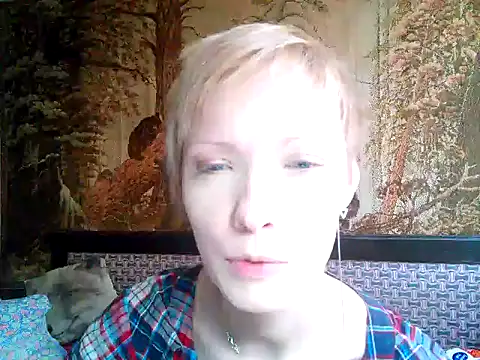 Snapshot of WildMissNiks chatting on January 19, 2025, 9:44 am WildMissNiks online show from January 19, 2025, 9:44 am