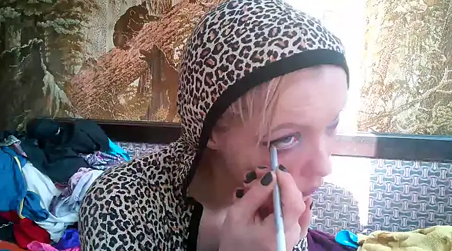 Snapshot of WildMissNiks chatting on March 1, 2025, 8:13 am WildMissNiks online show from March 1, 2025, 8:13 am