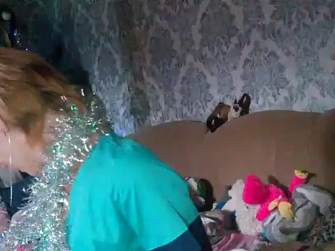 Snapshot of WildMissNiks chatting on December 27, 2024, 10:01 am WildMissNiks online show from December 27, 2024, 10:01 am