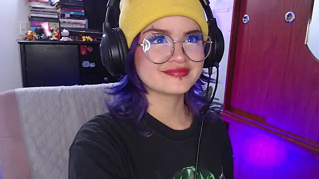 Snapshot of Raventh_ chatting on September 18, 2025, 3:26 pm Raventh  online show from September 18, 2025, 3:26 pm