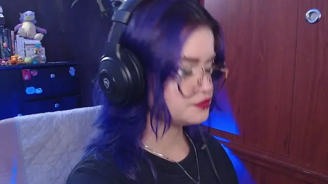 Snapshot of Raventh_ chatting on September 27, 2025, 6:36 pm Raventh  online show from September 27, 2025, 6:36 pm