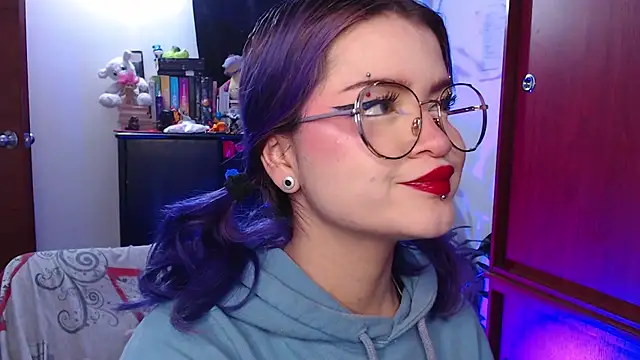 Snapshot of Raventh_ chatting on October 25, 2025, 11:09 am Raventh  online show from October 25, 2025, 11:09 am