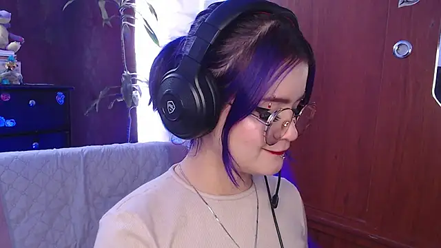 Snapshot of Raventh_ chatting on September 28, 2025, 3:08 pm Raventh  online show from September 28, 2025, 3:08 pm