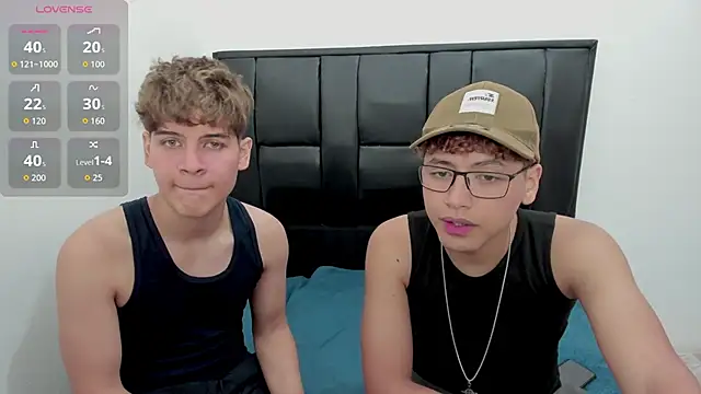 javieryalejandro online show from October 13, 2025, 8:10 pm