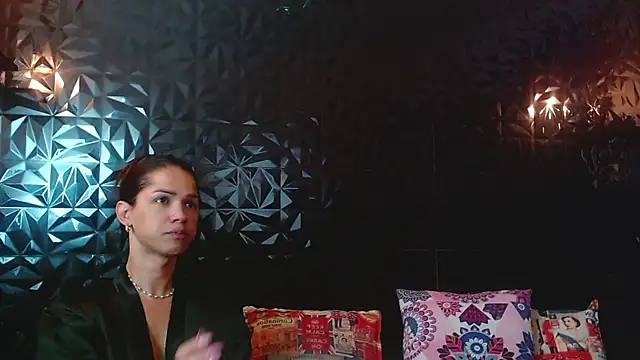 Snapshot of PINK__LOLA1 chatting on October 29, 2025, 9:03 pm PINK  LOLA1 online show from October 29, 2025, 9:03 pm