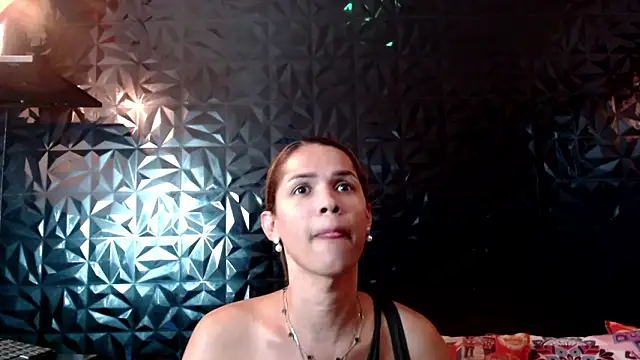 PINK  LOLA1 online show from March 22, 2026, 12:03 am