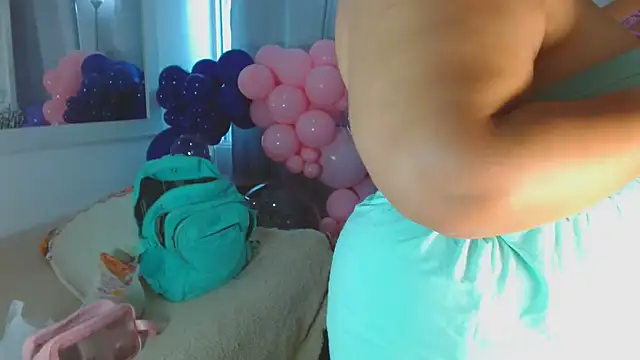 Selenna01 online show from March 6, 2025, 3:56 pm