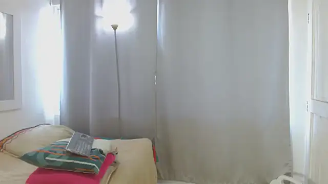 Selenna01 online show from March 18, 2025, 3:33 pm