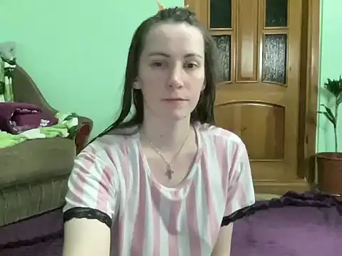 Snapshot of AngelTough20 chatting on October 3, 2025, 10:22 pm AngelTough20 online show from October 3, 2025, 10:22 pm