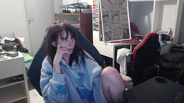 missthon0 online show from February 5, 2026, 7:43 pm