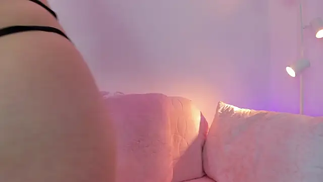 KeilaLovJack online show from March 6, 2025, 6:30 am