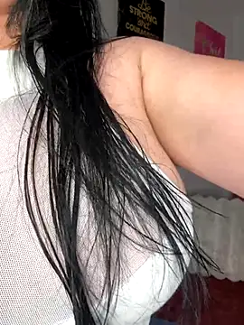 Snapshot of KallyMyller1 chatting on September 25, 2025, 1:44 am KallyMyller1 online show from September 25, 2025, 1:44 am