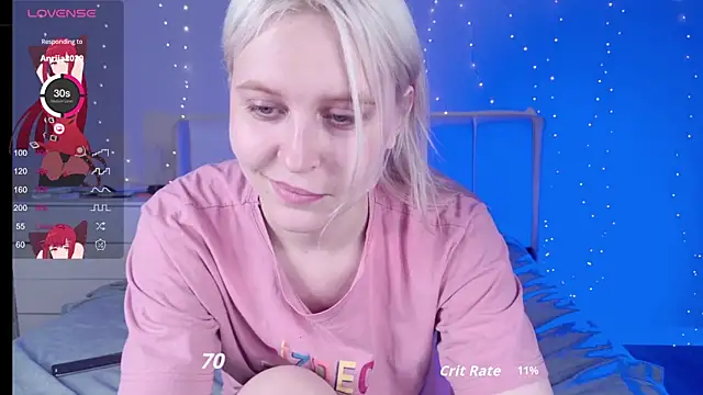 Snapshot of Evelyn_rabbit chatting on October 2, 2025, 1:53 am Evelyn rabbit online show from October 2, 2025, 1:53 am