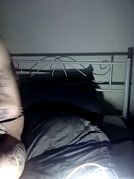 Chrisscousebi online show from September 29, 2025, 12:44 pm