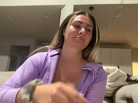 Alyssa rhoades online show from February 7, 2025, 2:50 am