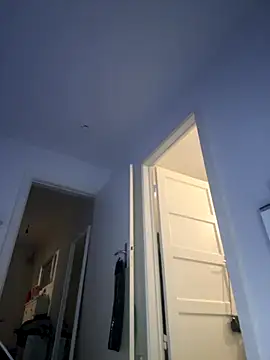 Snapshot of eleonoree chatting on November 24, 2025, 9:37 pm eleonoree online show from November 24, 2025, 9:37 pm