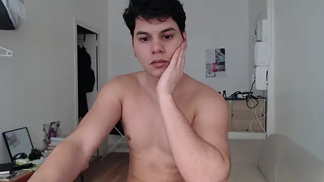 tomas boy20 online show from April 16, 2026, 5:47 pm