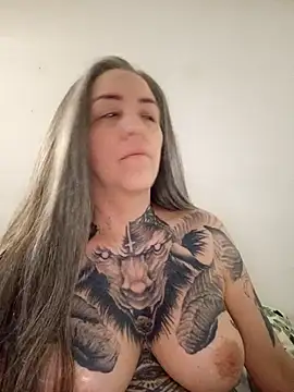 vamporasuccubus19777 online show from February 13, 2025, 3:07 am