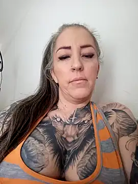 vamporasuccubus19777 online show from January 27, 2025, 7:56 pm