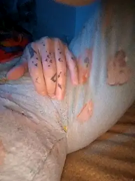 Snapshot of vamporasuccubus19777 chatting on October 28, 2025, 6:01 am vamporasuccubus19777 online show from October 28, 2025, 6:01 am