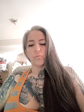 Snapshot of vamporasuccubus19777 chatting on November 12, 2025, 10:19 am vamporasuccubus19777 online show from November 12, 2025, 10:19 am