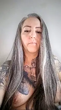 vamporasuccubus19777 online show from February 6, 2025, 11:48 pm