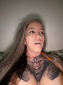 Snapshot of vamporasuccubus19777 chatting on October 14, 2025, 12:00 am vamporasuccubus19777 online show from October 14, 2025, 12:00 am