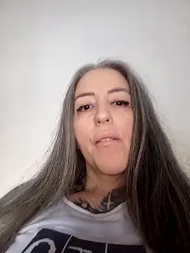 Snapshot of vamporasuccubus19777 chatting on October 2, 2025, 6:33 pm vamporasuccubus19777 online show from October 2, 2025, 6:33 pm