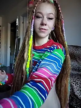 Snapshot of LucidLucy chatting on October 14, 2025, 2:50 pm LucidLucy online show from October 14, 2025, 2:50 pm