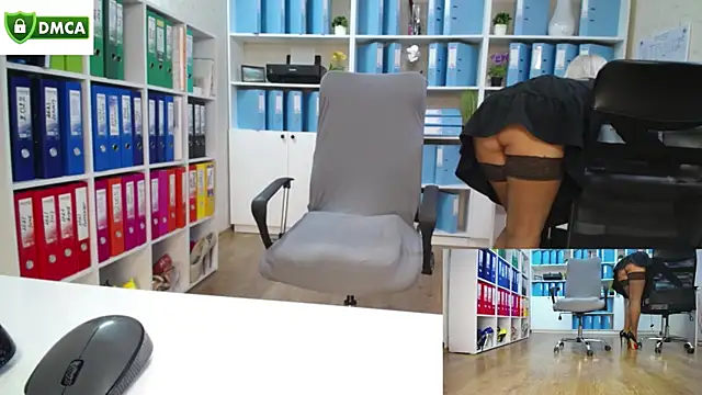 Snapshot of secret-office chatting on October 20, 2025, 5:20 am secret-office online show from October 20, 2025, 5:20 am