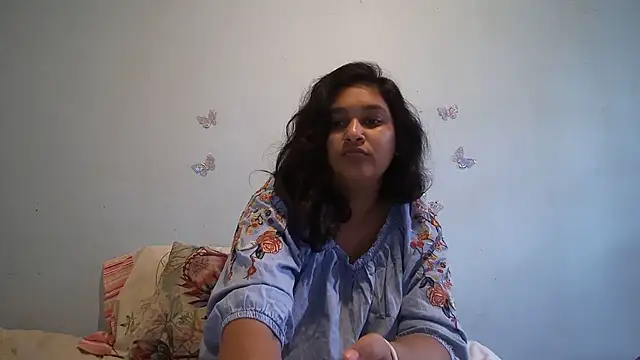 Snapshot of Indianbloom- chatting on September 20, 2025, 8:52 am Indianbloom- online show from September 20, 2025, 8:52 am