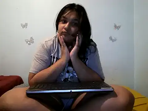 Snapshot of Indianbloom- chatting on October 17, 2025, 10:11 pm Indianbloom- online show from October 17, 2025, 10:11 pm