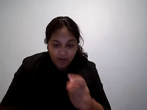 Snapshot of Indianbloom- chatting on September 19, 2025, 4:55 pm Indianbloom- online show from September 19, 2025, 4:55 pm