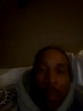 Snapshot of Yngdlce23 chatting on January 7, 2026, 2:38 am Yngdlce23 online show from January 7, 2026, 2:38 am