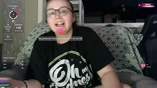 Snapshot of ZeTurtleMaster chatting on October 28, 2025, 1:39 am ZeTurtleMaster online show from October 28, 2025, 1:39 am