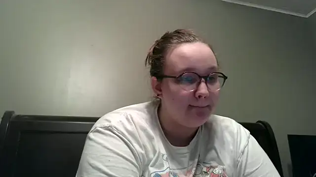 Snapshot of ZeTurtleMaster chatting on December 25, 2024, 4:22 am ZeTurtleMaster online show from December 25, 2024, 4:22 am