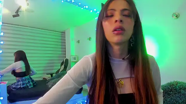 Snapshot of GABY_DAVIS chatting on September 26, 2025, 4:30 am GABY DAVIS online show from September 26, 2025, 4:30 am