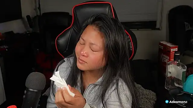 Bubbleliyah online show from November 13, 2025, 9:35 am