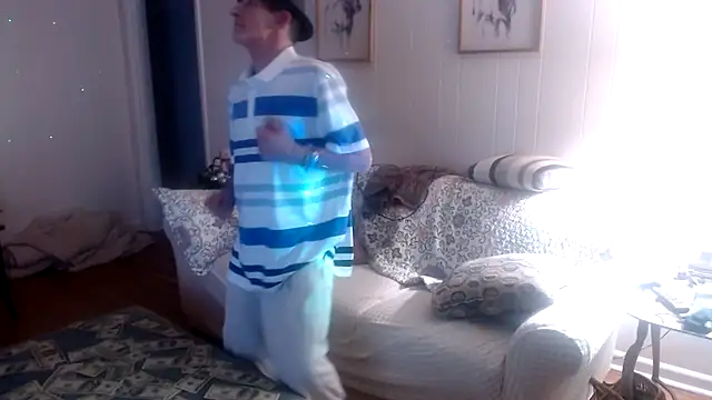 justinewe69 online show from December 22, 2025, 5:07 am