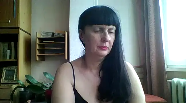 MelanyBanks online show from March 12, 2025, 4:56 pm