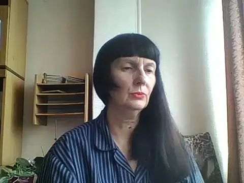 MelanyBanks online show from October 11, 2025, 10:38 am