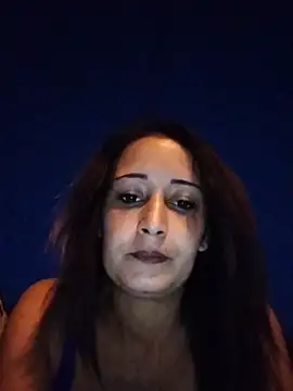 Alina03210 online show from July 13, 2026, 7:35 pm