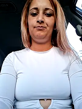 Alina03210 online show from March 9, 2025, 4:44 pm