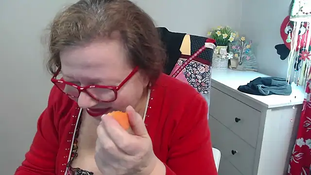 Adelewildx online show from February 3, 2025, 8:02 am