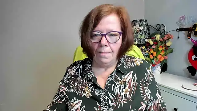 Adelewildx online show from May 19, 2026, 3:46 am