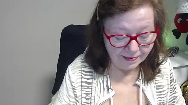 Adelewildx online show from March 18, 2025, 7:22 am