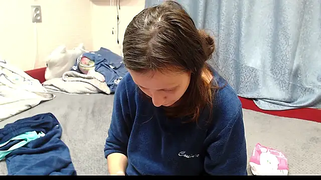 Snapshot of alisacucumber chatting on September 20, 2025, 6:46 pm alisacucumber online show from September 20, 2025, 6:46 pm