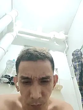 Snapshot of assluv1909 chatting on September 28, 2025, 4:14 pm assluv1909 online show from September 28, 2025, 4:14 pm